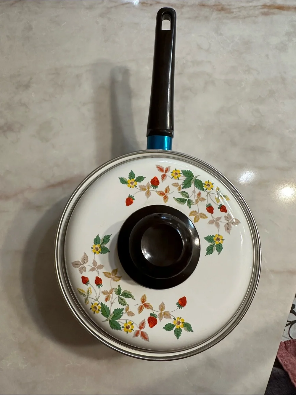 Vintage Sheffield Strawberries ’n Cream Enamel Saucepan Lid New Old Stock 70s